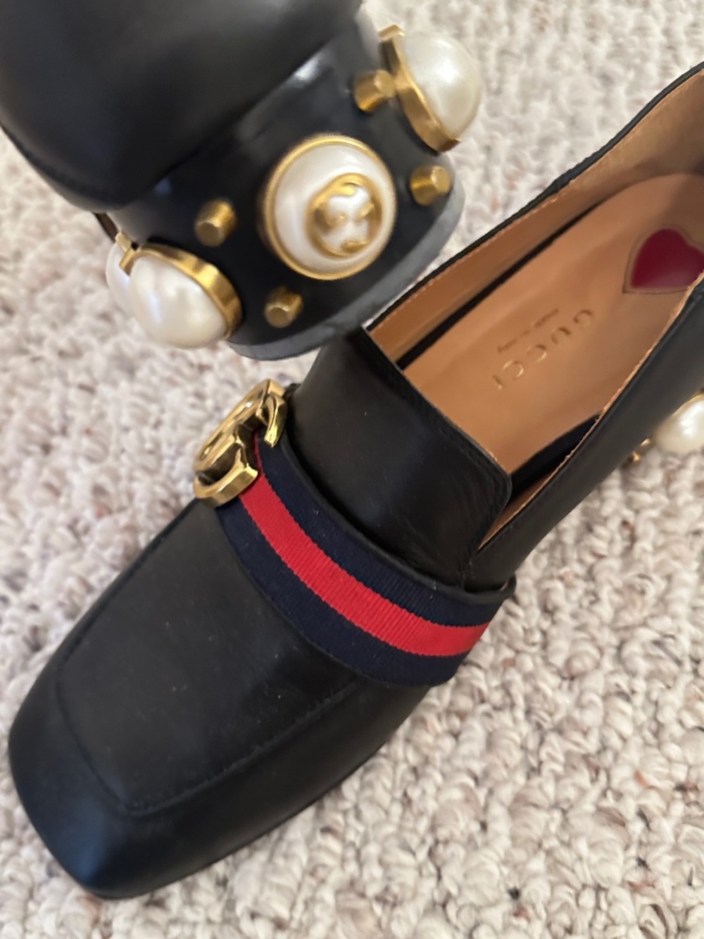 Authentic Gucci Pearl Accents Loafers